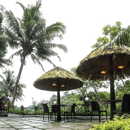 Thenmala Hormuz Inn Kolattupuzha Ngoại thất bức ảnh